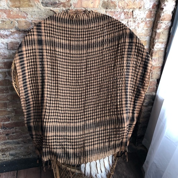 Blanket Scarf - Picture 1 of 4